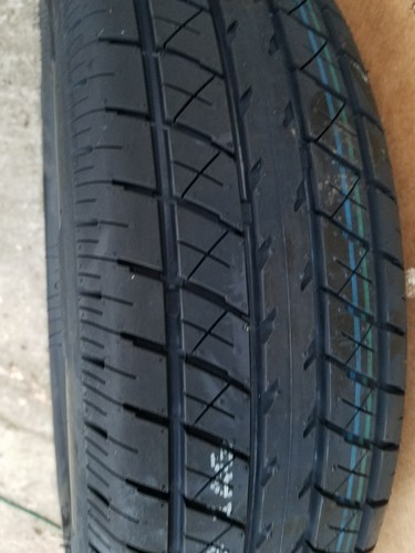 St235 80r16e rainier anhänger - st235/80r16e,